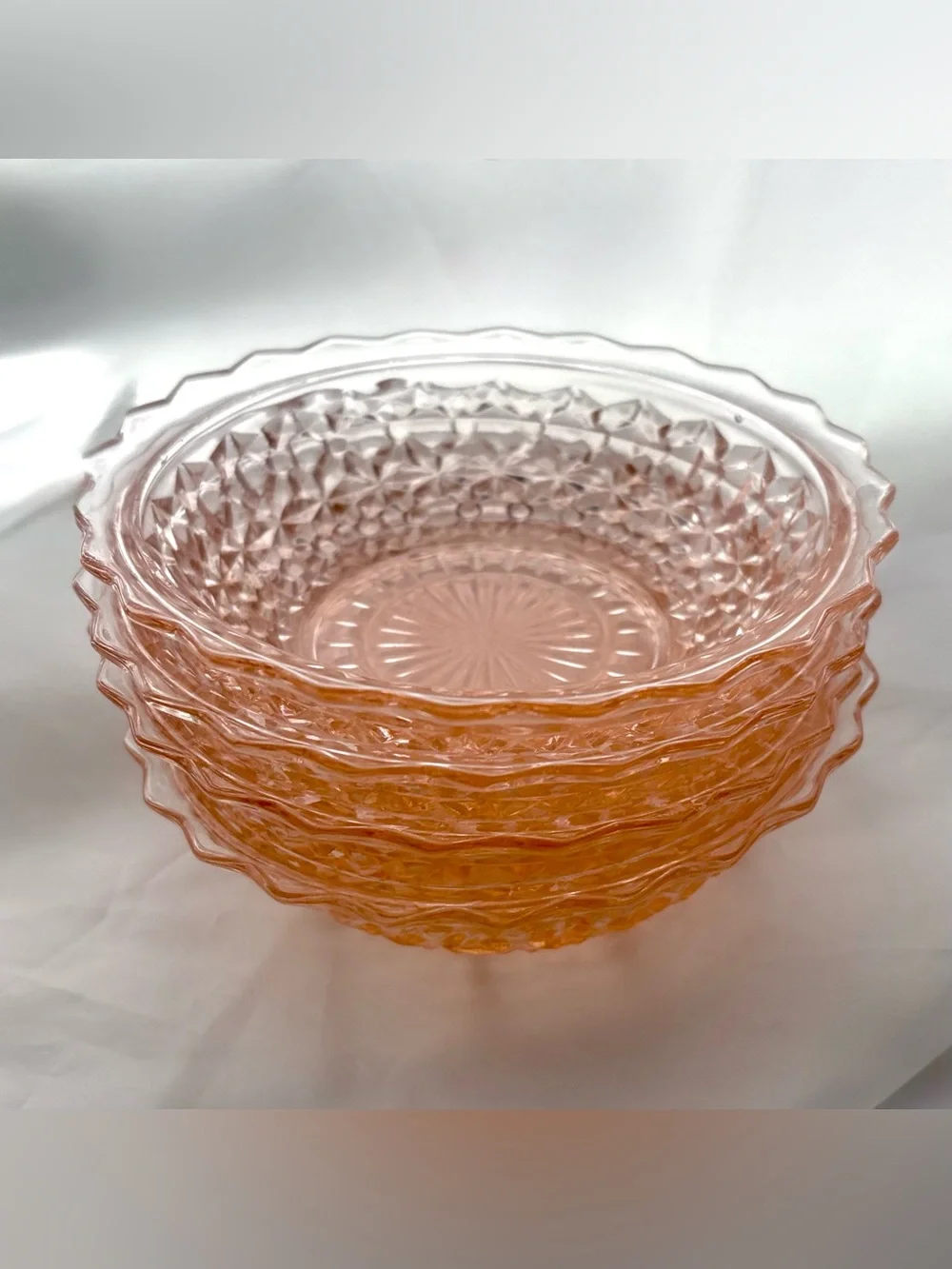 4 Vintage Jeanette Holiday Button Bow Pink Depression Glass Berry Dessert Bowl
